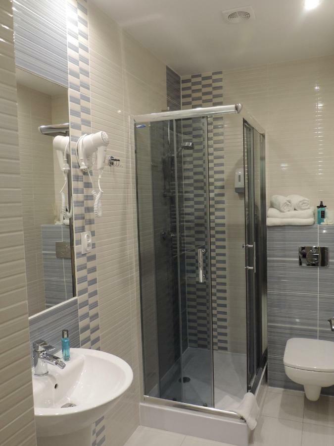 Apartament Blue Krosno Exterior foto
